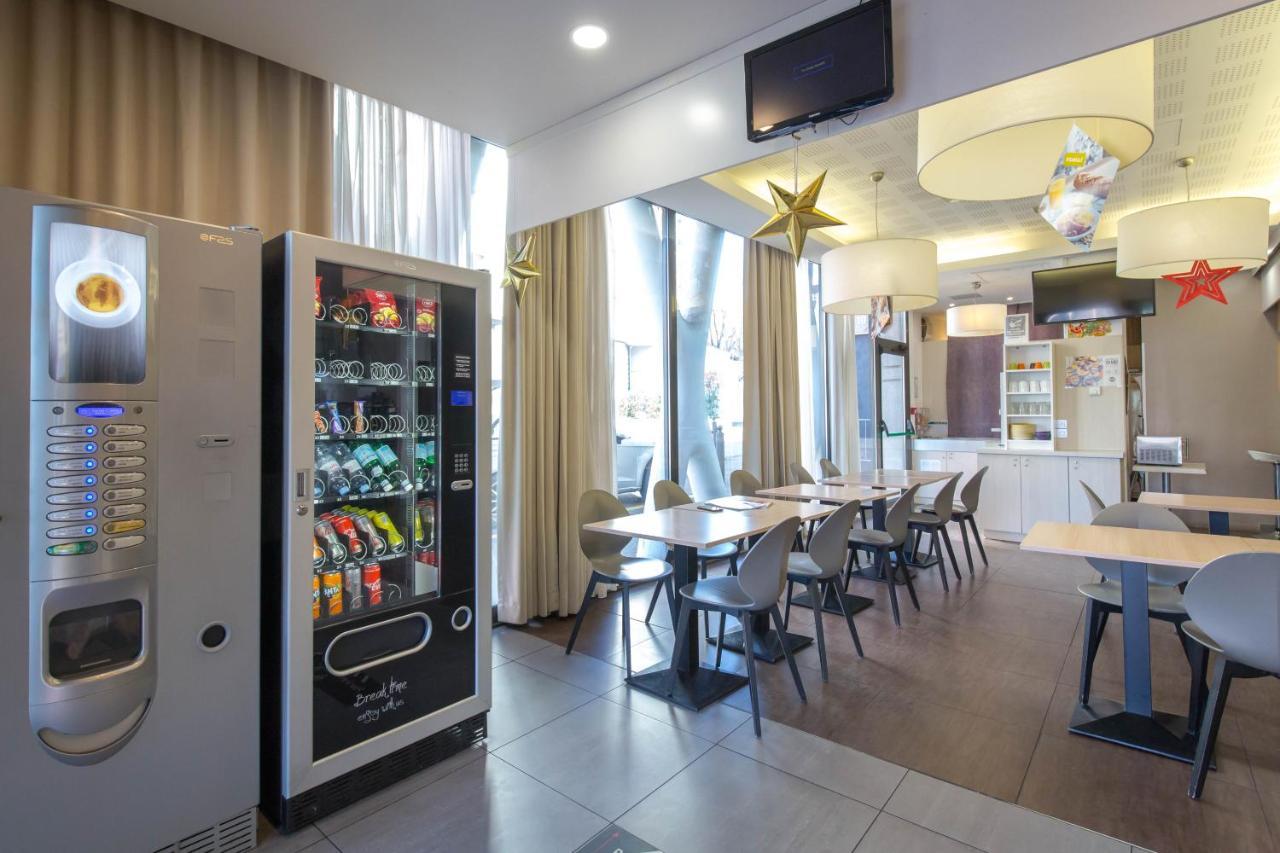 B&B Hotel Marseille Centre La Timone Bagian luar foto