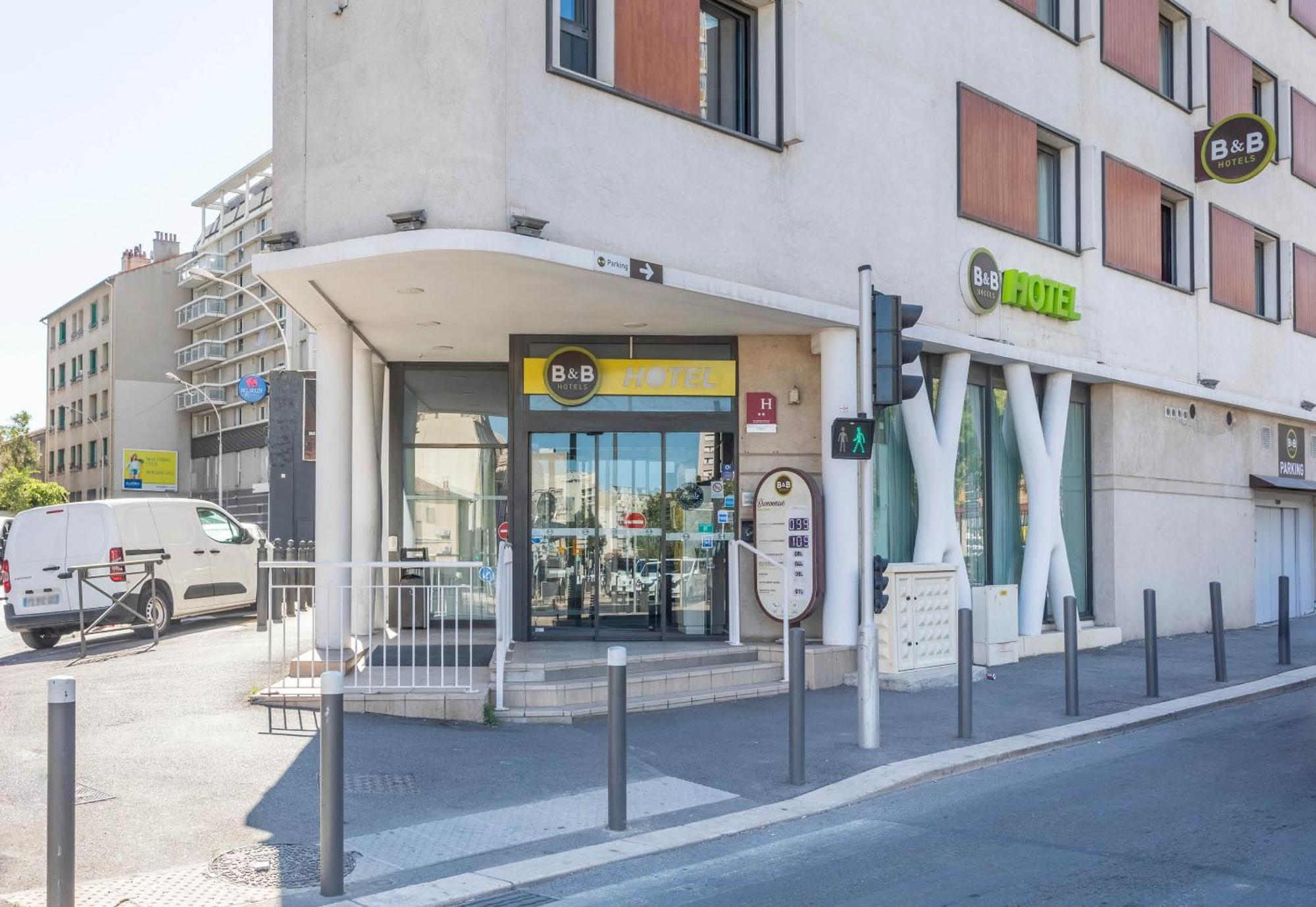 B&B Hotel Marseille Centre La Timone Bagian luar foto