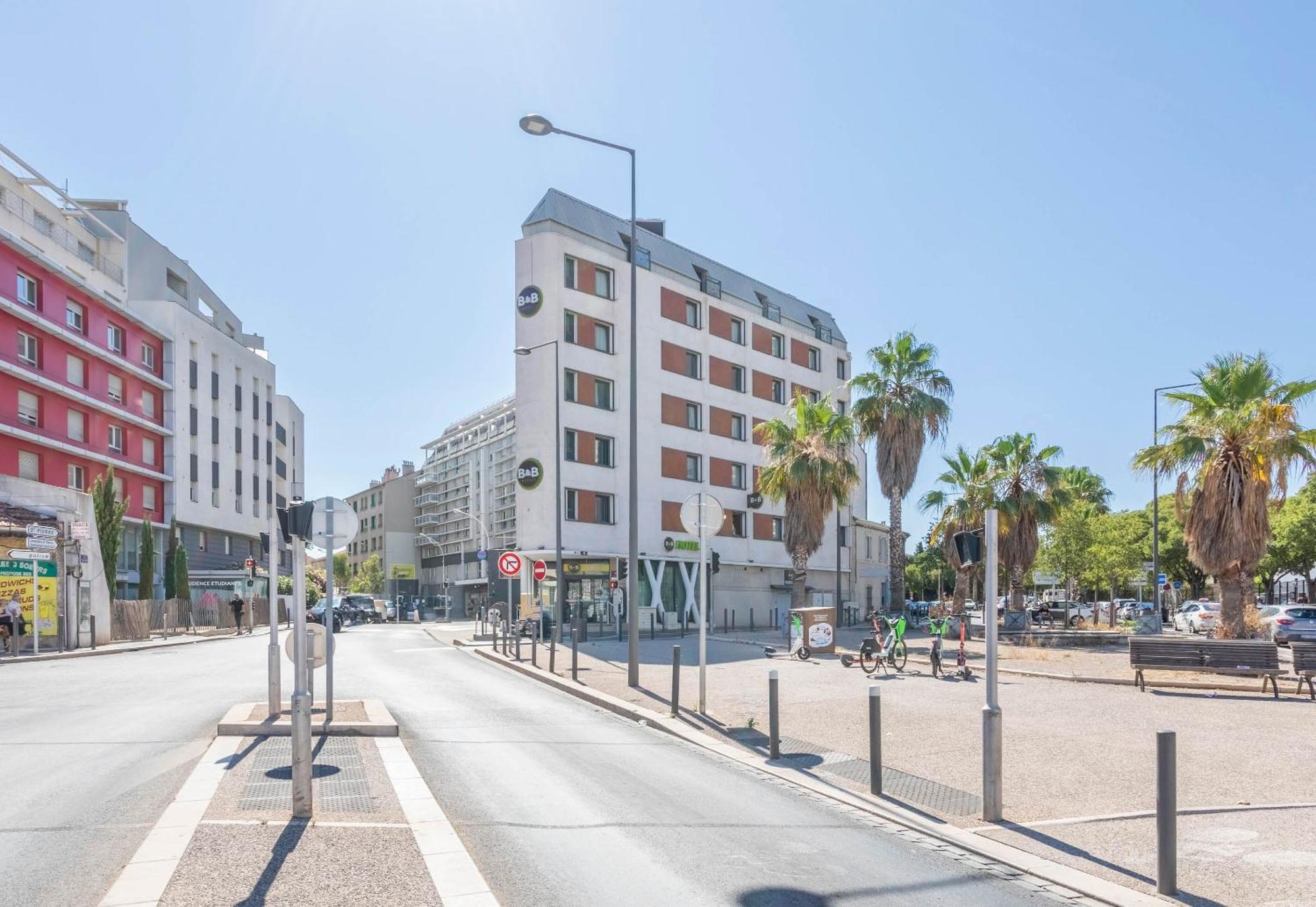 B&B Hotel Marseille Centre La Timone Bagian luar foto