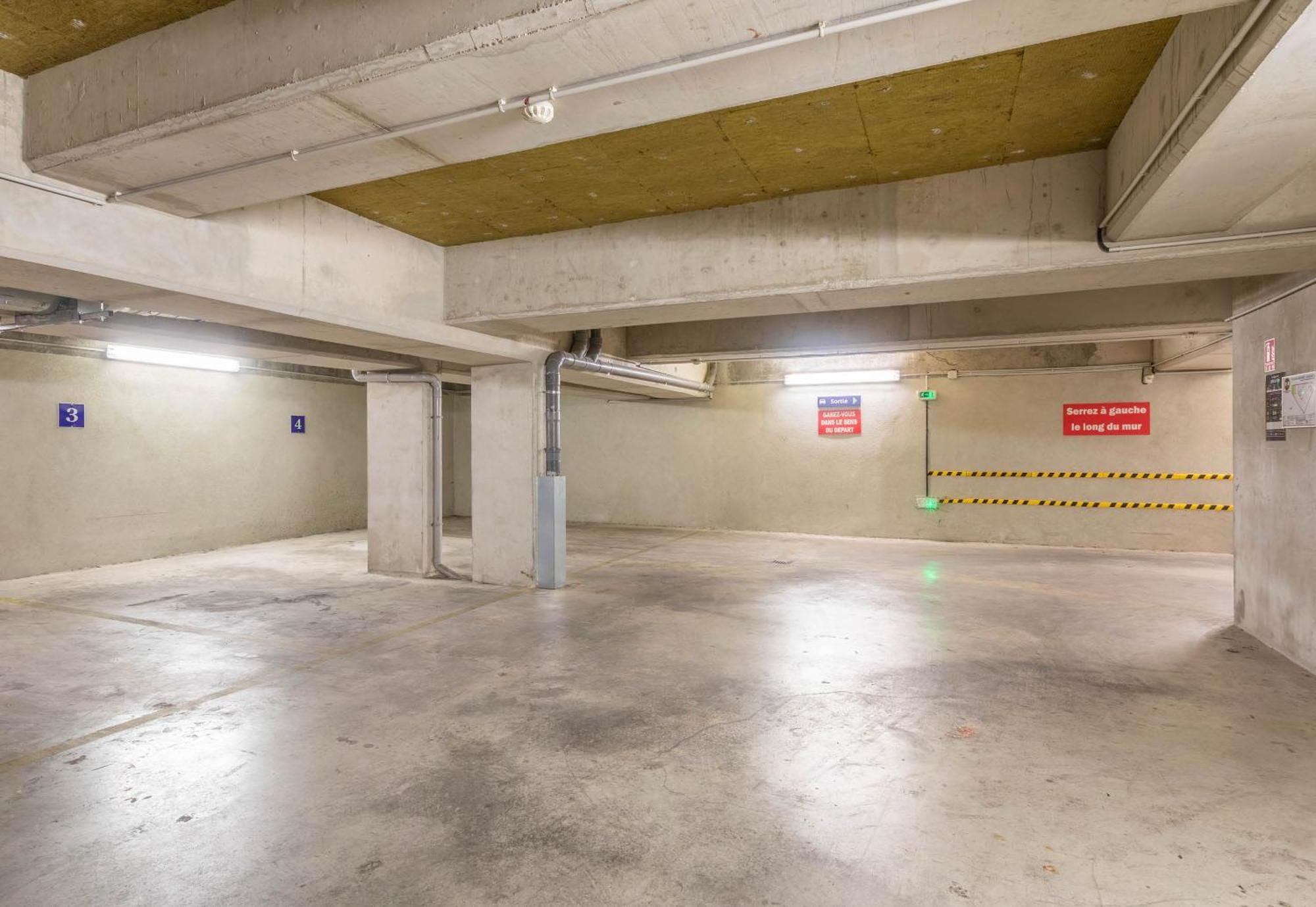 B&B Hotel Marseille Centre La Timone Bagian luar foto